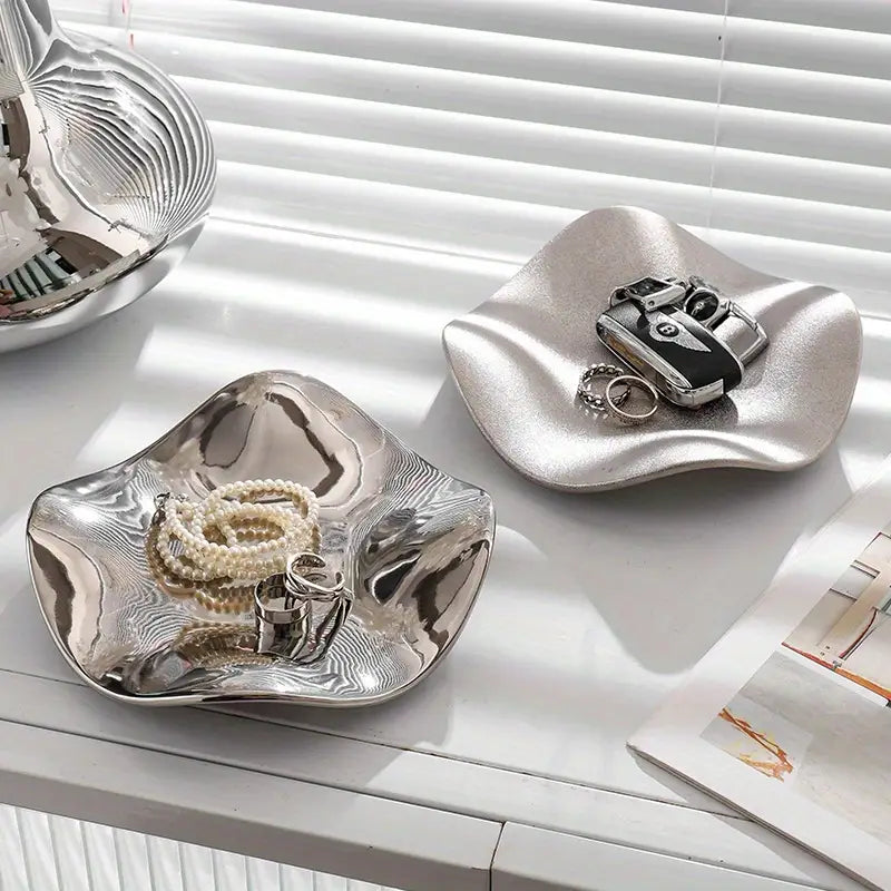 Illuminé Irregular Trinket Tray