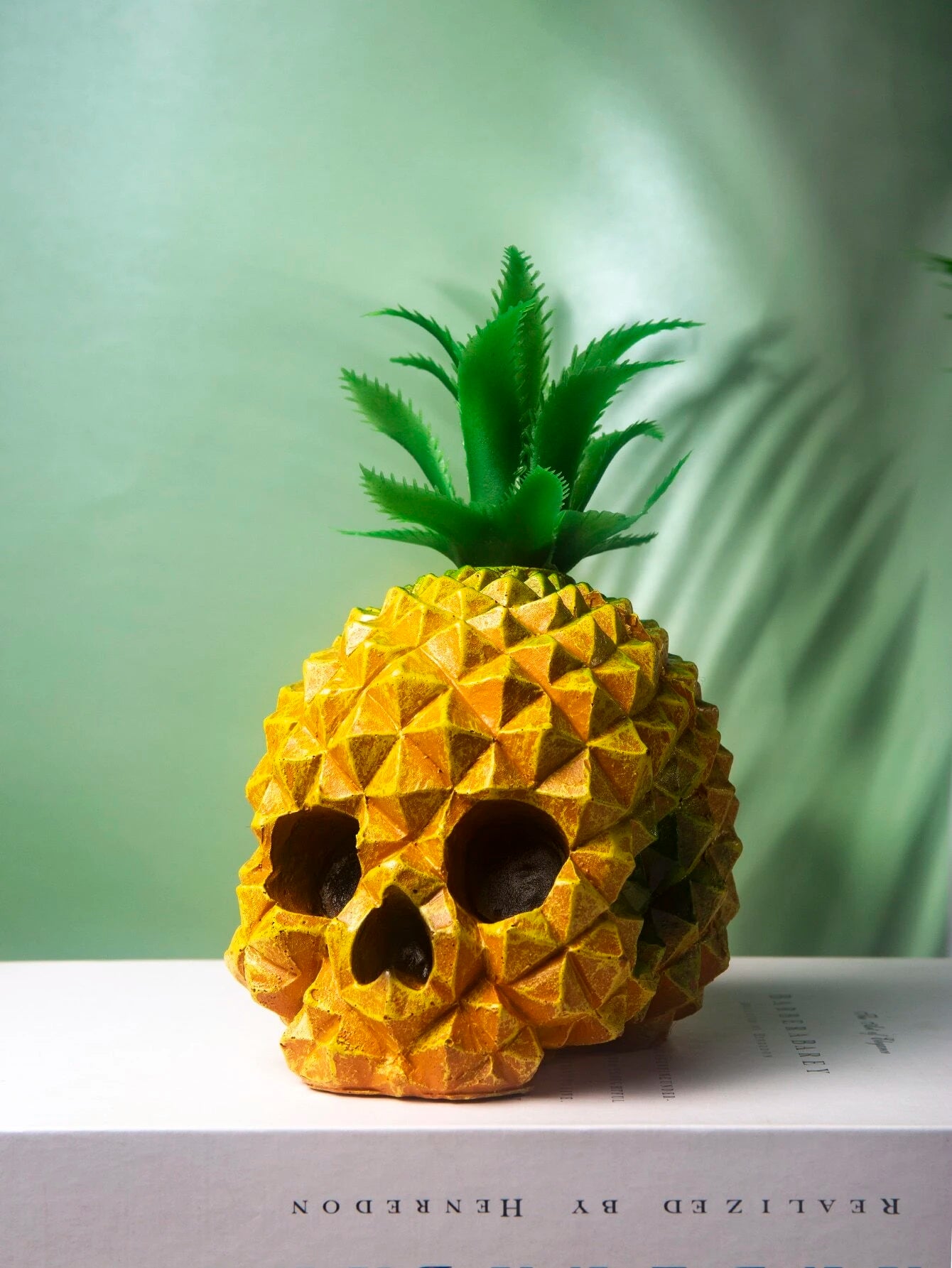 Tropical Skull Decor Icon