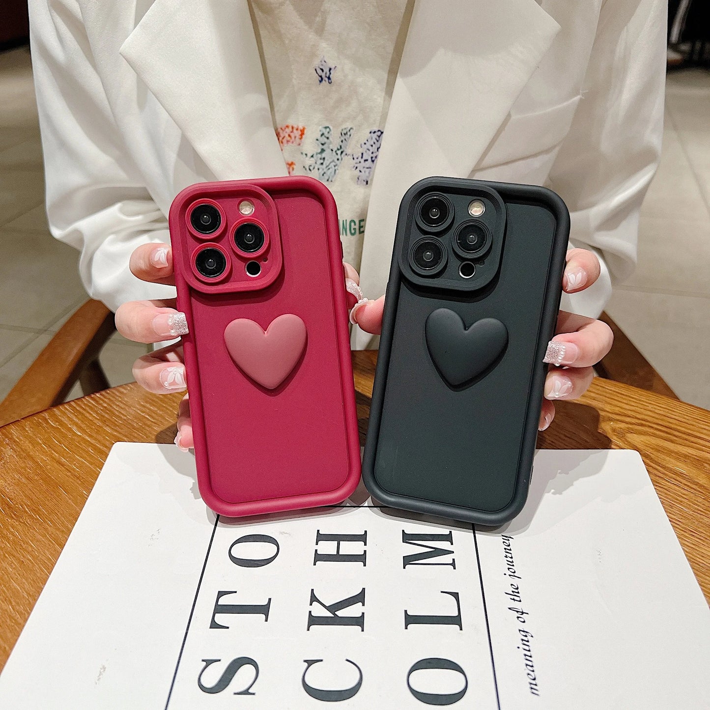 3D iPhone Heart Case