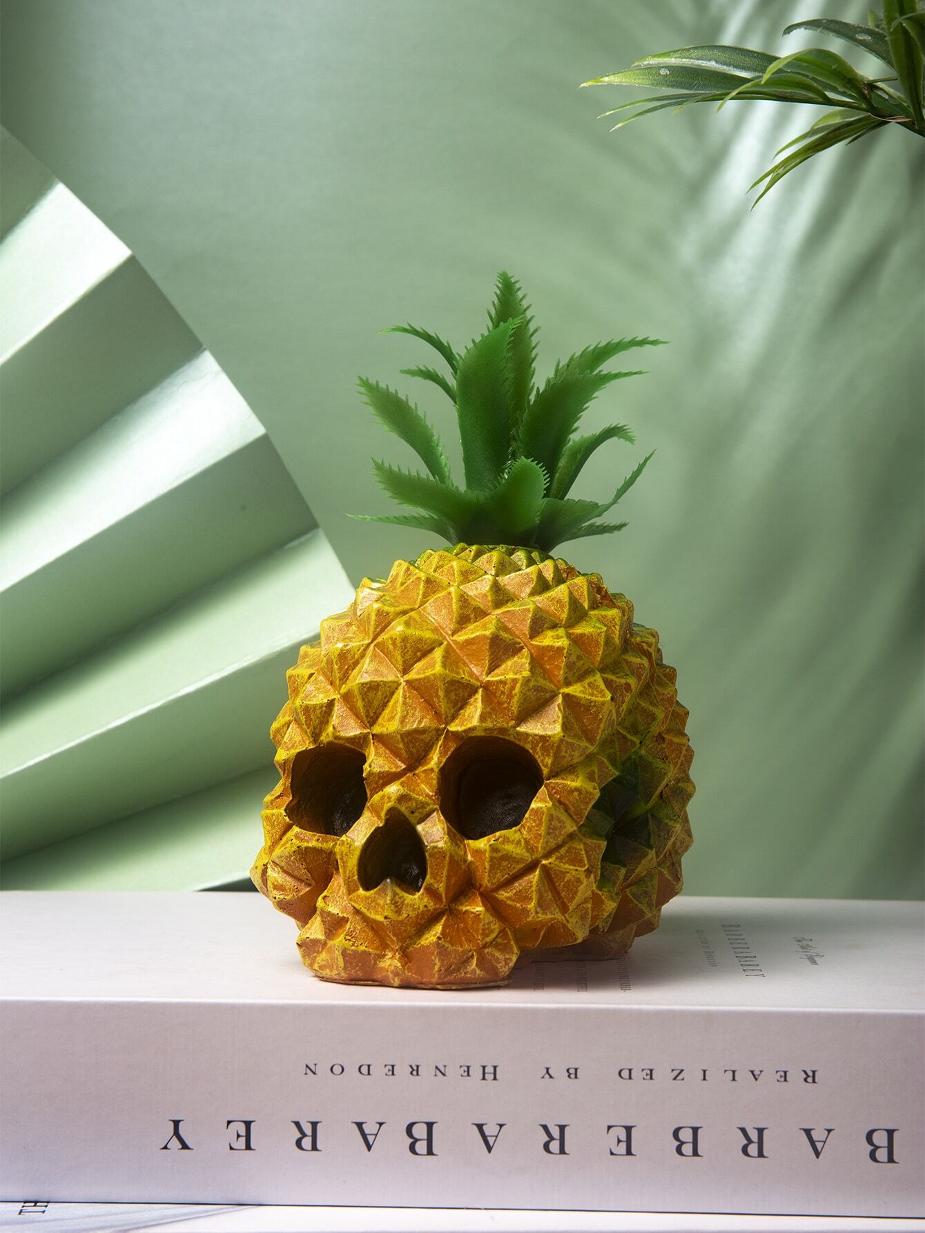 Tropical Skull Decor Icon