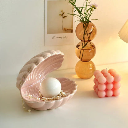 Radiant Clamshell Storage Tray & Lamp