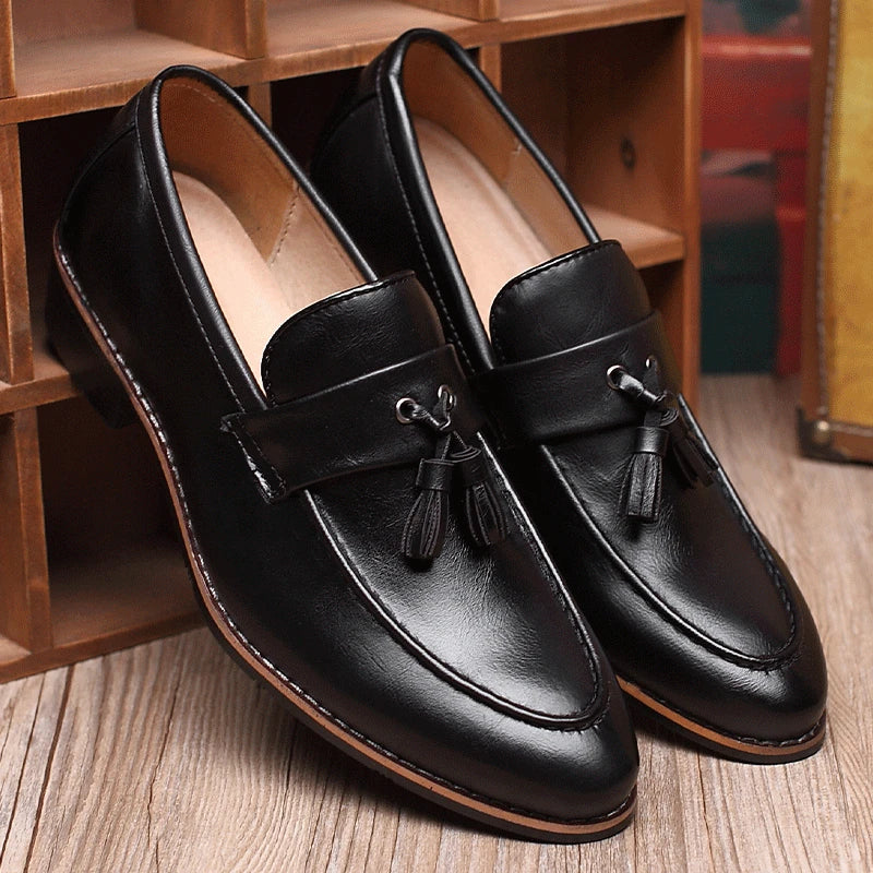 Moccasin Style Tasseled Loafers