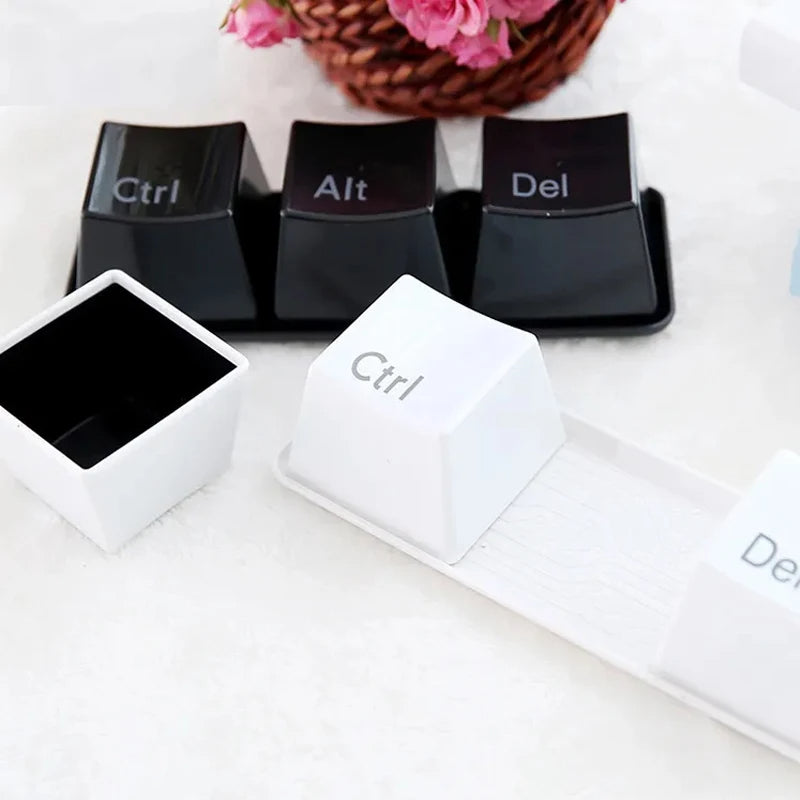 KeyCups Ctrl Alt Del Tableware Set