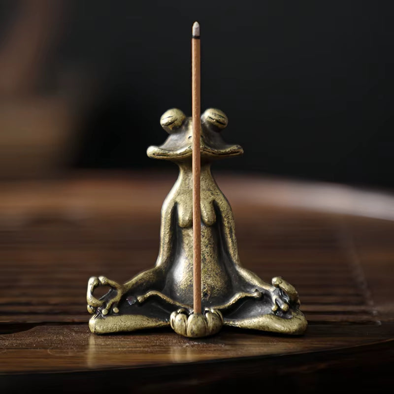 Frog of Reflection Incense Stand